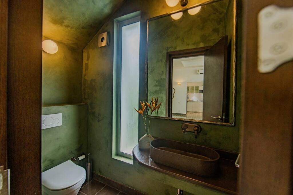 Presidential Luxury Villa Anjuna With Pvt Pool & Bathtub, Most Prime Location Exteriör bild