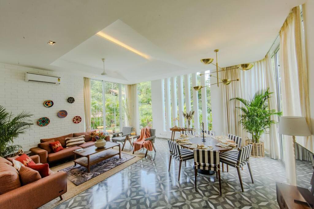 Presidential Luxury Villa Anjuna With Pvt Pool & Bathtub, Most Prime Location Exteriör bild
